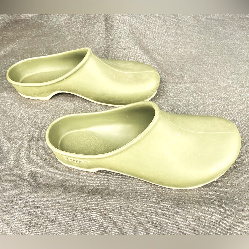 Sloggers Green Rubber Waterproof Garden Work Clogs Slides Mules Womens 8